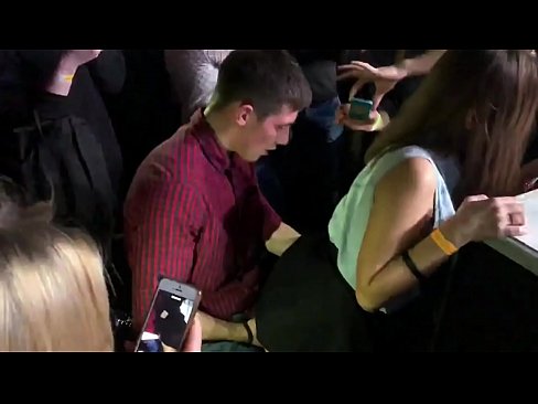 ❤️ Rus gecə klubunda əsl seks. 18 yaşlı rus qızı gecə klubunda anus və vajinada sikilib ❌ Porno bizdə ☑